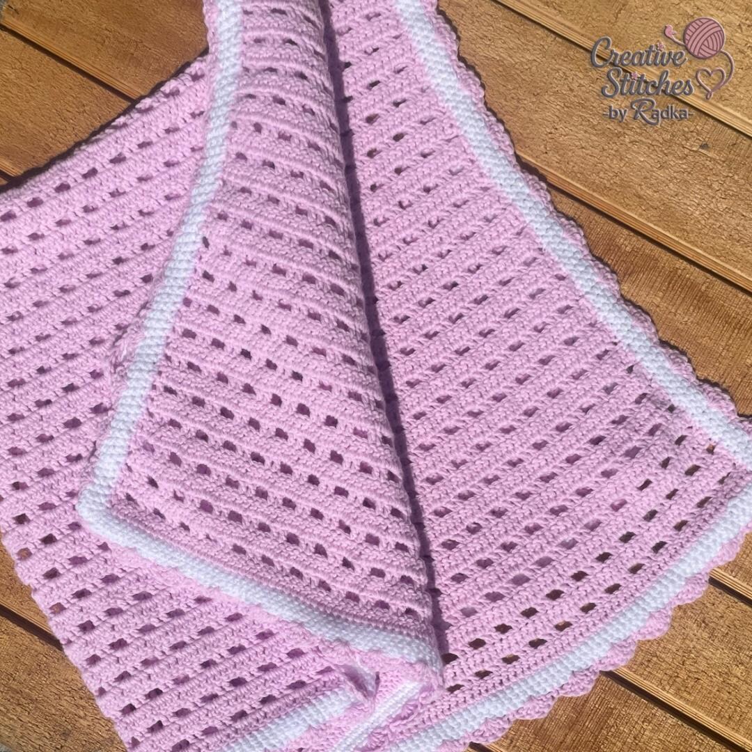ハンドメイドかぎ針編みベビーブランケット：ソフトピンク＆ホワイトの