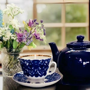 Rare Lomonosov Porcelain Cobalt Net Tea or Coffee Cup and Saucer 22k Gold Rim Made in Russia