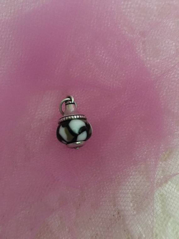 James Avery Sterling Silver Rare Retired Art Glass Black White