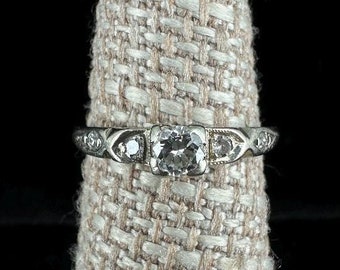 Antique Art Deco 14k White Gold .20 CTTW Diamond Milgrain Ring Sz 5