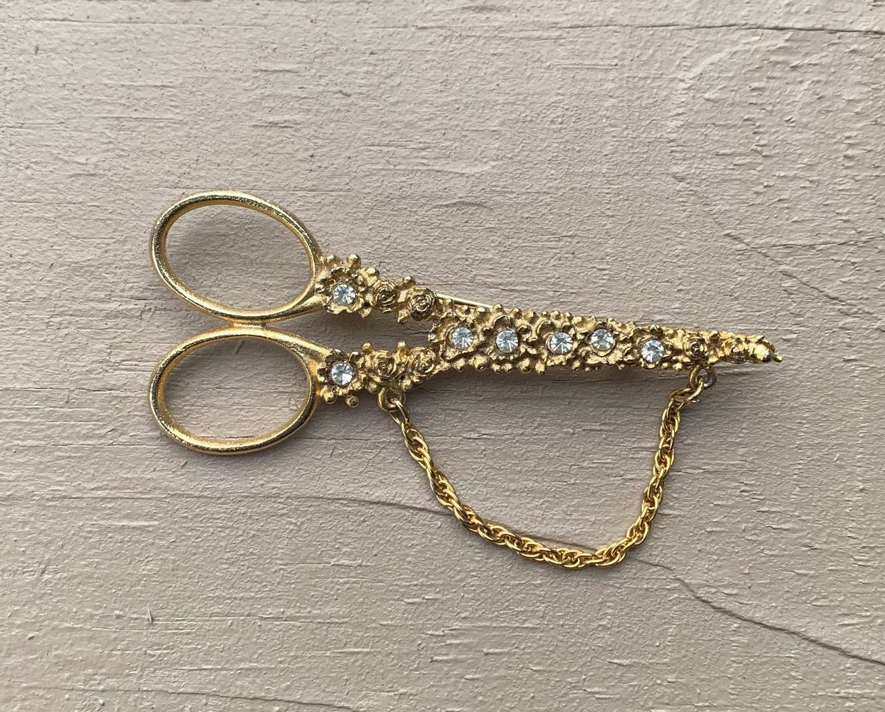 Gold Tone Fancy Scissors 