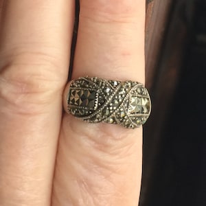 Vintage Sterling Silver Marcasite X Cross Domed Band Ring 8.25/Sterling Marcasite Jewelry/Domed Marcasite Ring/Marcasite Band/Good Gift