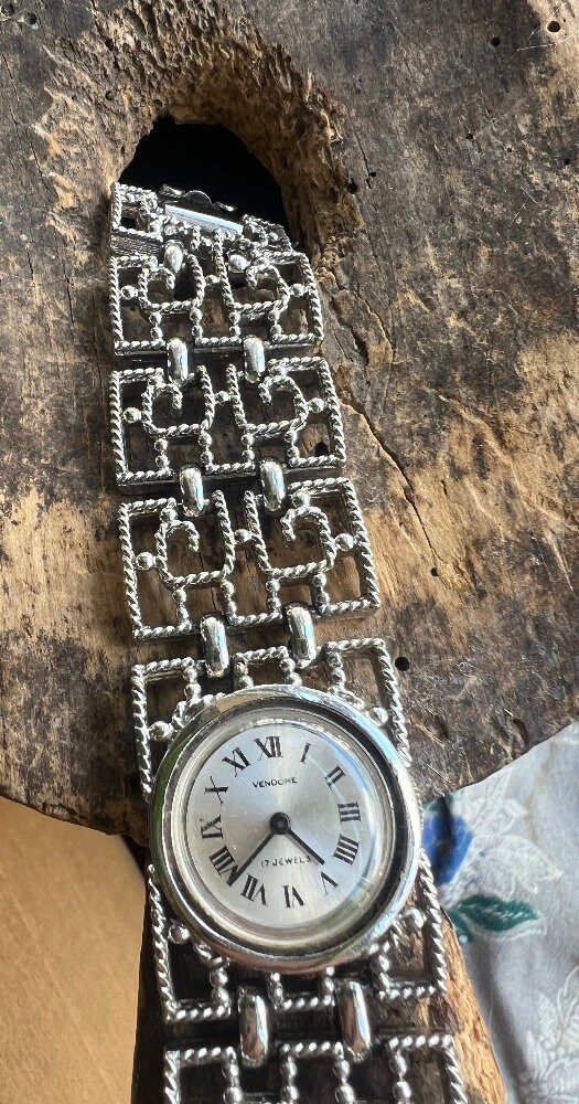 Vendome 17 jewels watch sale