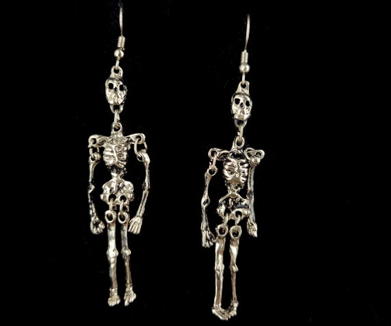 Vintage Silver Tone Halloween Skeleton 70’s Funky