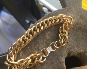 Vintage 70s Heavy Chain Link Gold Tone Bracelet 8” / Vintage Jewelry / Vintage Bracelet / Gold Bracelet / Mid Century Jewelry