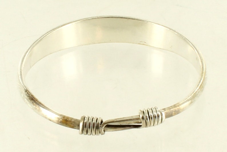 Vintage Hand ChasedEngraved Heavy Slide Bangle Bracelet Silverplate 8 Adj