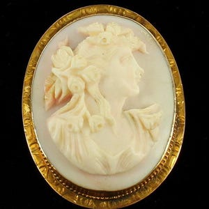 Antique 8- 10k Gold Pink Conch Nouveau Lady Cameo Pin Pendant Orig Box Victorian/ 1960's Civil War Era Cameo/ Civil War Reenactment image 3