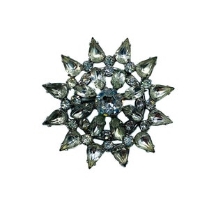 Vintage Mid Century Diamond Paste Crystal Rhinestone Starburst Silver Pin Brooch/ Vintage Costume Starburst Rhinestone Brooch/ Crystal Pin