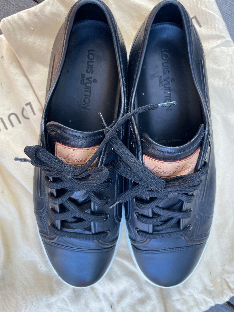 Louis Vuitton Men's Sneaker Shoe Embossed Leather 2009 Louis Vuitton Men's Sneaker Shoe Embossed Leather 2009
