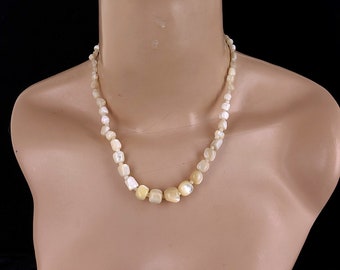 Vintage Art Deco Mother of Pearl Beaded Necklace, 17”