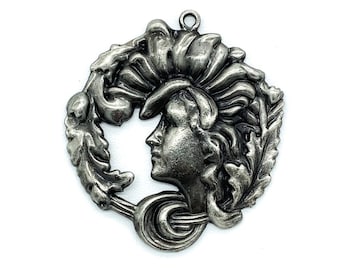 Vintage Jugendstil Revival Silber vergoldet Dame Blätter In Haar Anhänger / Vintage Jugendstil Stil romanischen Maiden Anhänger / Nouveau Anhänger