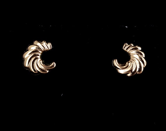 Carla 14k gold earrings deals