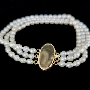 Vintage 14k GF Gold Filled 70’s 3 Strand Pearl Wedding Bracelet 7.5” / Wedding Jewelry / Anniversary Jewelry / Vintage Bracelet
