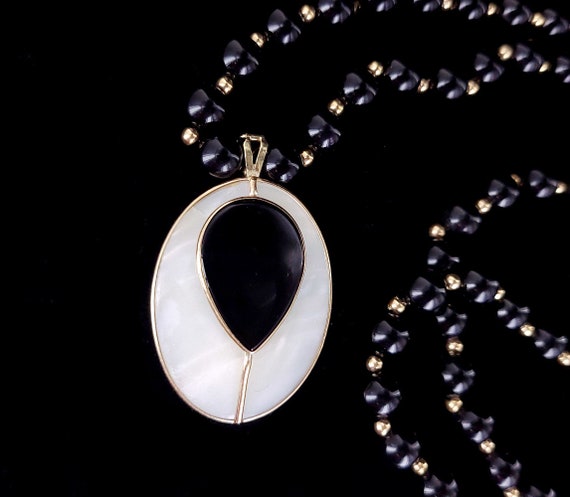 Vintage Retro Disco 70s 14k Yellow Gold Onyx Moth… - image 4