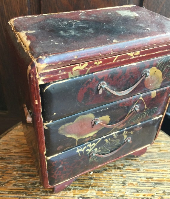 Antique Japanese Lacquer Small Chest of drawers Tansu… Gem