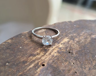 Vintage Sterling White Topaz White Sapphire Stapelbare Cute Ring sz 5.25
