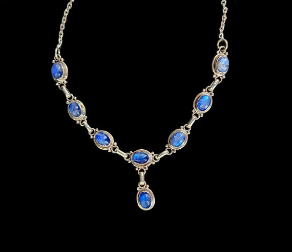 Vintage Sterling Silver Rainbow Moonstone Bali Nec