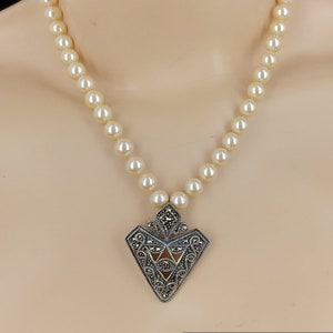 Vintage Sterling Judith Jack Marcasite Pearl Pendant Necklace 17”/Judith Jack Marcasite/ Good Gift/ Gift for Her/ Marcasite/ Judith Jack