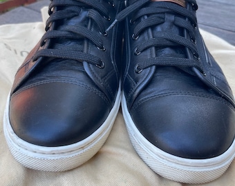 Louis Vuitton Men High Top Sneakers