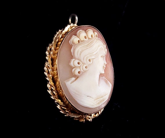 Antique Deco Gold Filled GF Cameo Carved Shell Fl… - image 2