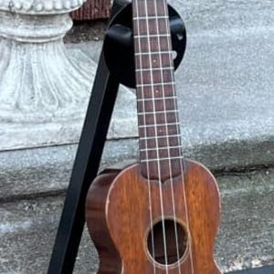 Antique 1930s Martin Style 0 Soprano Ukulele~Dark Mahogany w Fitted Violin Case