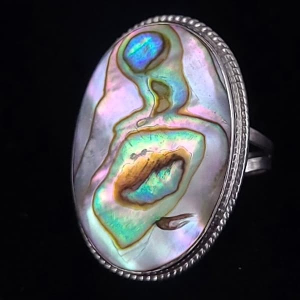 Vintage Sterling Silver Oval Abalone Pearl Mexico Handmade Ring sz 4 / Abalone Jewelry / Shell Jewelry / Silver Ring / Gifts for her