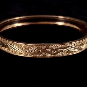 Vintage 12K GF Gold Filled Art Deco Floral Etched Engraved Bangle Bracelet 7” / Gold Filled Bangle / Gold Bracelet / Antique Jewelry