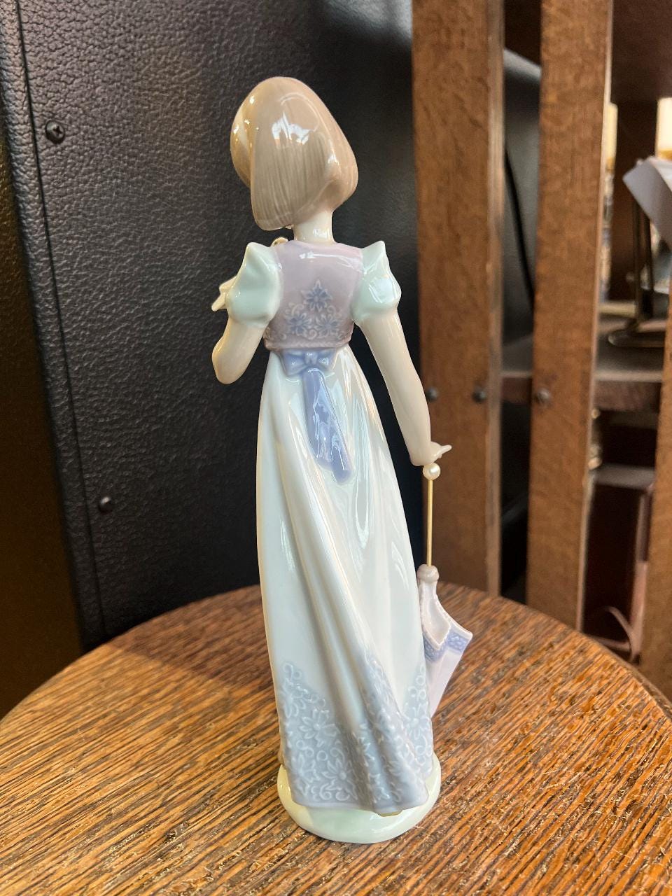 Lladró 7611 Summer Stroll Figurine 1991, Collectors Society, Spain