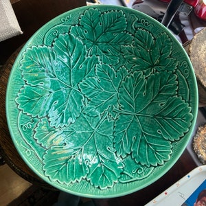 Vintage Wedgwood Etruria Majolica Porcelain Green Leaf Salad Serving Fruit Bowl / Good Gift/ Gift for Her/ Gift for Him/ Etruria Majolica