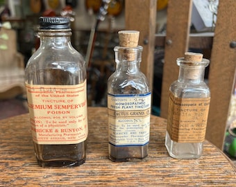 Lot de 3 bouteilles de médicament homéopathique Boericke (Tafel, Runyon) antique