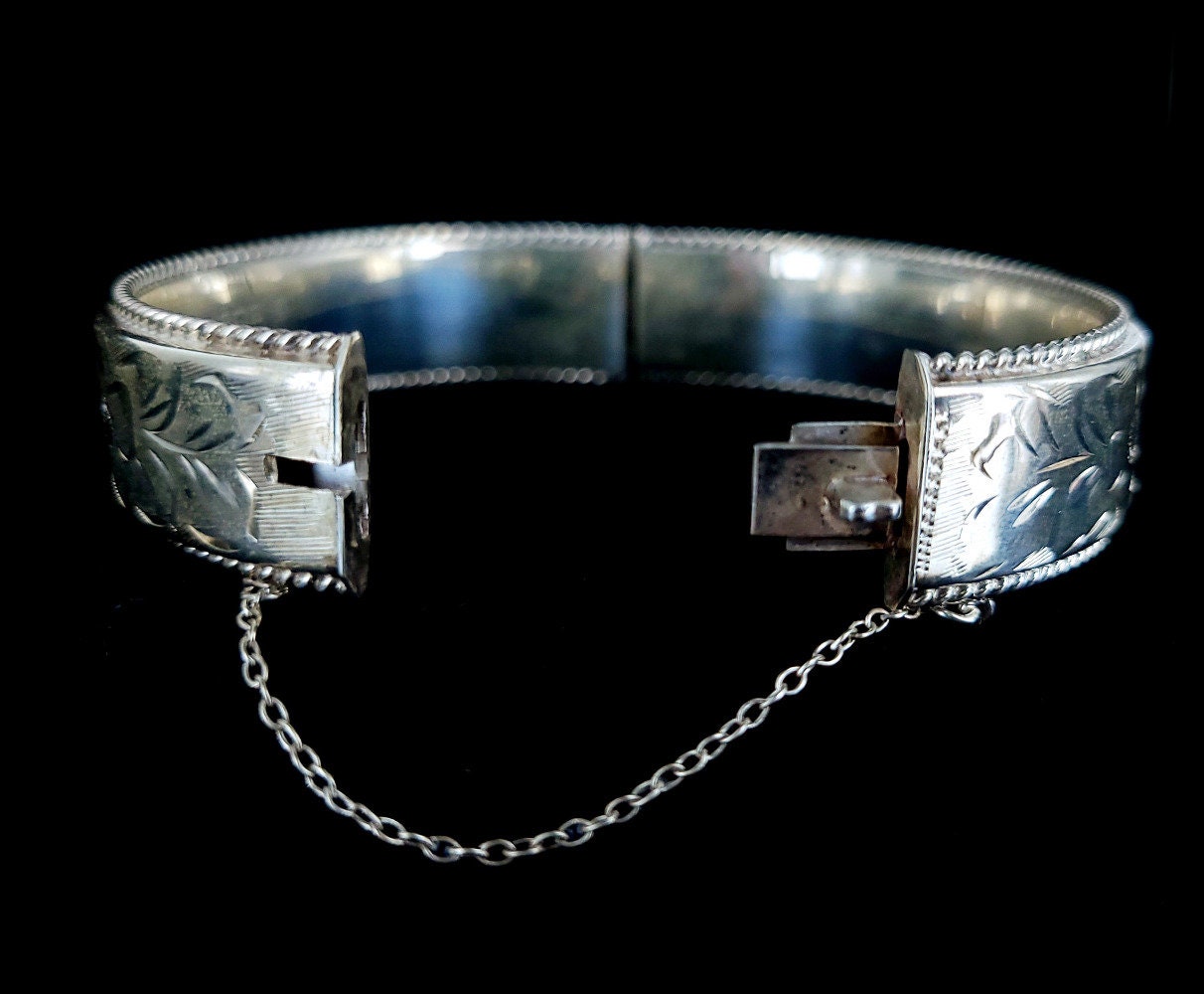 Vintage Sterling Silver Joseph Smith & Sons Engraved Floral