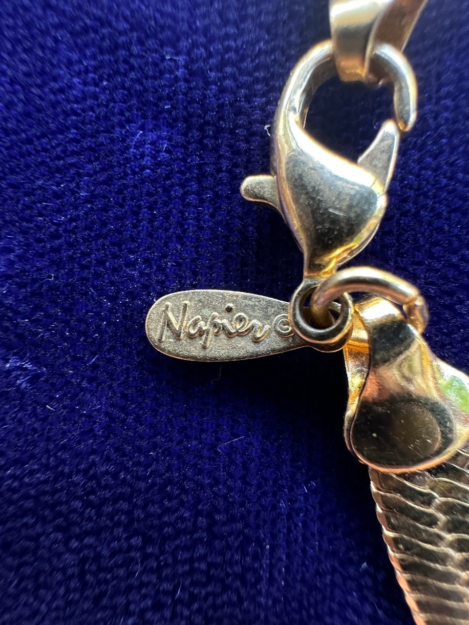 Napier herringbone necklace store