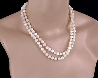 Vintage Deco Monet Hand Knotted Mother of Pearl MOP Beaded Necklace 36” / Mother of pearl Necklace / Beaded Chain / Long Necklace