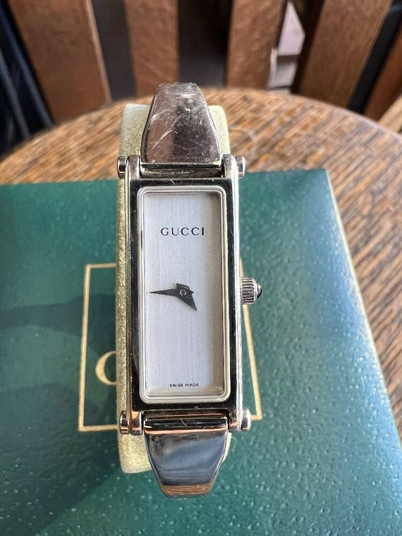 Gucci 1500l: stainless steel - Gem Gucci 1500l: stainless steel - Gem
