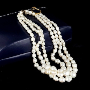 Vintage 14k Gold 3 Strand Hand Knotted Baroque Pearl Graduated Necklace 16” / Pearl Necklace / Pearl Jewelry / Gold Necklace / Gifts for her