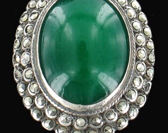 Gorgeous Antique Deco Sterling Marcasite Ring/Large Oval Green Agate Cab Statement Ring 7.25/Great gift/Pretty Ring/Green Agate/Marcasite