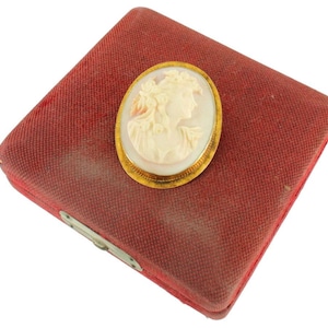 Antique 8- 10k Gold Pink Conch Nouveau Lady Cameo Pin Pendant Orig Box Victorian/ 1960's Civil War Era Cameo/ Civil War Reenactment image 4