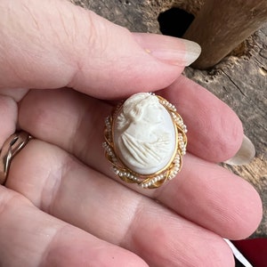 Antique Victorian 10k Yellow Gold Scrolled Seed Pearl Shell Cameo Brooch Pin/ Antique Victorian Seed Peal Pin/ Victorian 10k Gold Jewelry