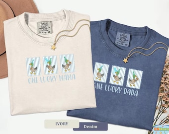 Camiseta a juego para el primer cumpleaños de un patito afortunado. Conjunto familiar para el primer cumpleaños de una mamá afortunada. Camiseta a juego para el cumpleaños de mamá patita con colores cómodos.