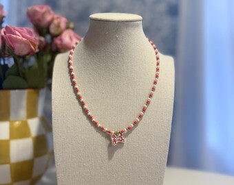 Handgjort Disney Minnie Mouse Charm-halsband, glaspärlor