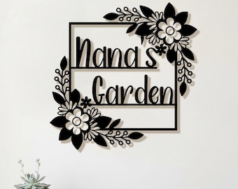 Personalized Garden Sign, Floral Family Name Wall Decor, Housewarming Gift For Garden Lovers, Farmhouse Outdoor Entry Decor