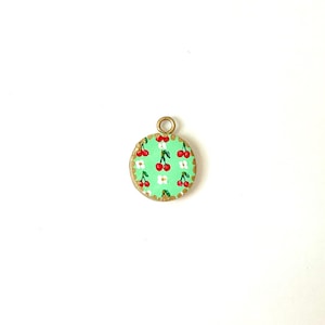 Hand-Painted Cherry Charm – Cute Fruit Pendant, Miniature Polymer Clay Jewelry, Retro Pastel Keychain, Gift, Purse Charm