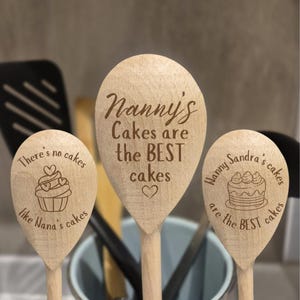 Personalised Baking Granny Wood Engravable Spoon, Custom Engraved Baking Gift Mum Nanny Auntie Nanna, Add any name to the design.