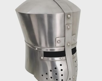 Casco de caballero cruzado de acero forjado a mano, exhibición de armadura templaria de calibre 18
