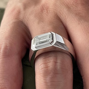 2 CT Emerald Cut Moissanite Men&#39;s Ring, Bezel Set Solitaire, 925 Silver or 10K 14K 18K Solid Gold, Bold Engagement Wedding Band