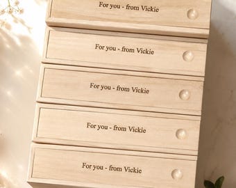 Anuncio personalizado - Cajas grabadas Caja de regalo de madera personalizada grabada para ocasiones especiales