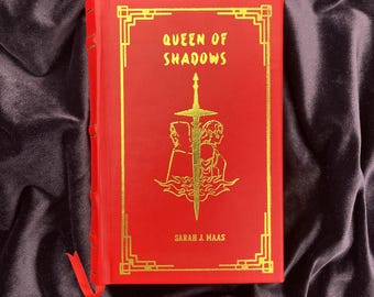 Queen of Shadows di Sarah J. Maas Edizione rilegata in pelle