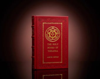 Les livres sacrés de Thelema par Aleister Crowley édition reliée en cuir