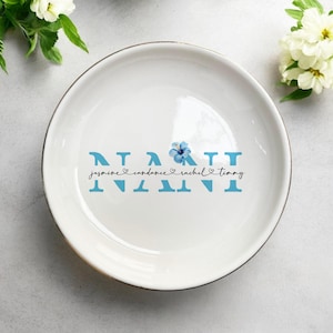 Personalized Grandma Ring Dish, Gift For Grandmother, Granny Birthday Gifts, New Nani Gift