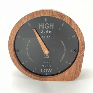 WiFi Connected Analog Tide Clock: Handcrafted, Hardwood, Accurate Tides for your local beach Bild 5